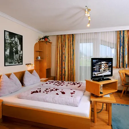Rahm Apartment *